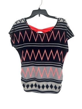 Daily Special Coral & Navy Geometric Print Bow Back Ruched Top - XL